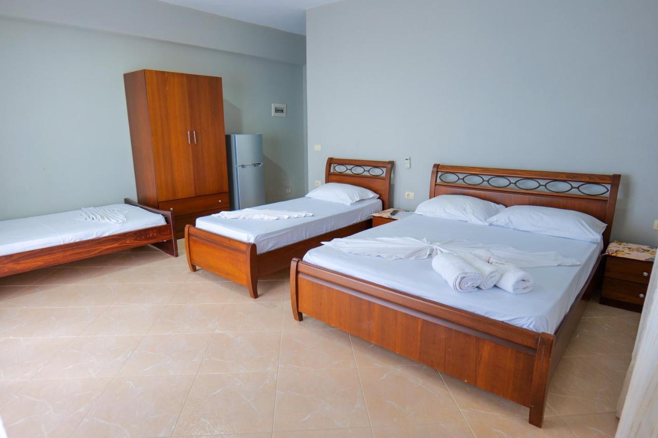 White Hotel Борш Экстерьер фото